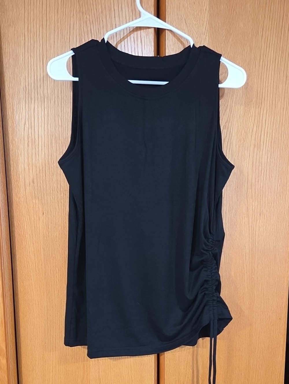 New Never Worn Sleeveless Side-Ruched Black Women's Tank Top